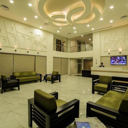 The Basil Park Hotel Bhavnagar Eksteriør billede