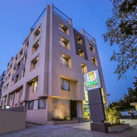 The Basil Park Hotel Bhavnagar Eksteriør billede