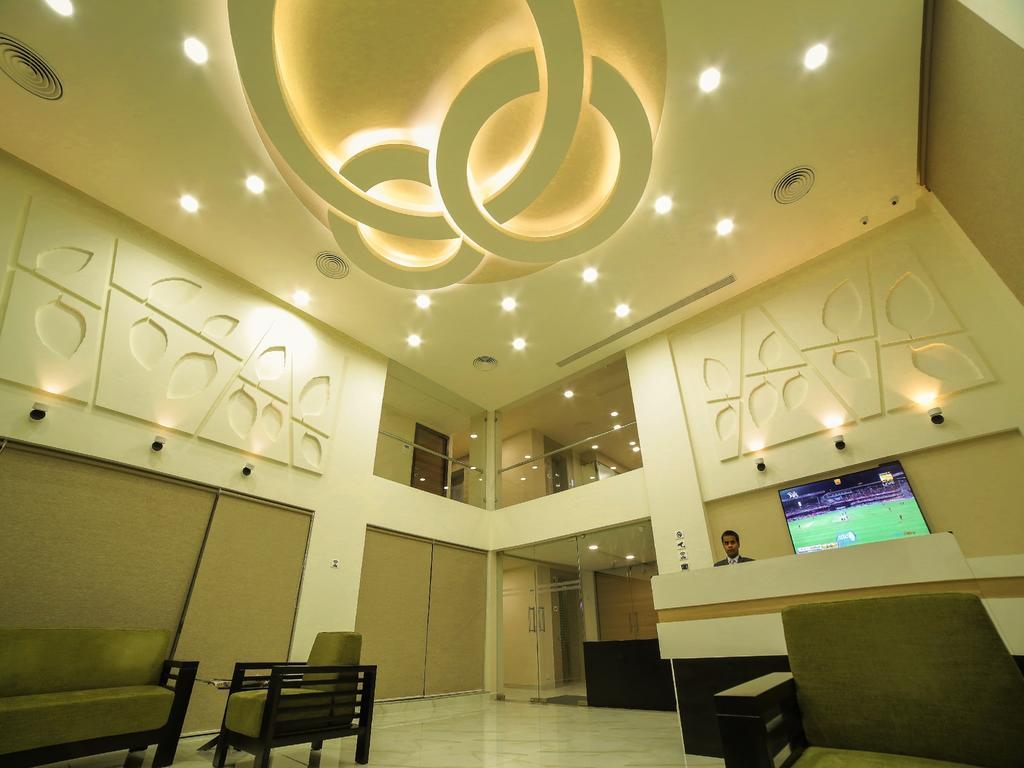 The Basil Park Hotel Bhavnagar Eksteriør billede