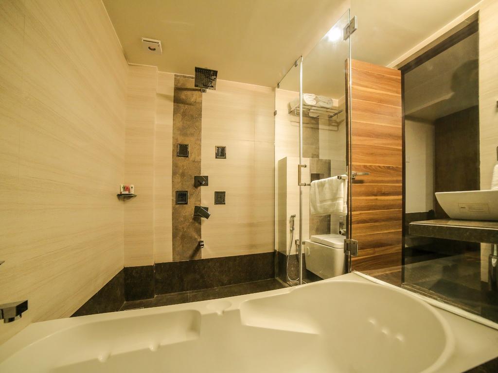 The Basil Park Hotel Bhavnagar Værelse billede